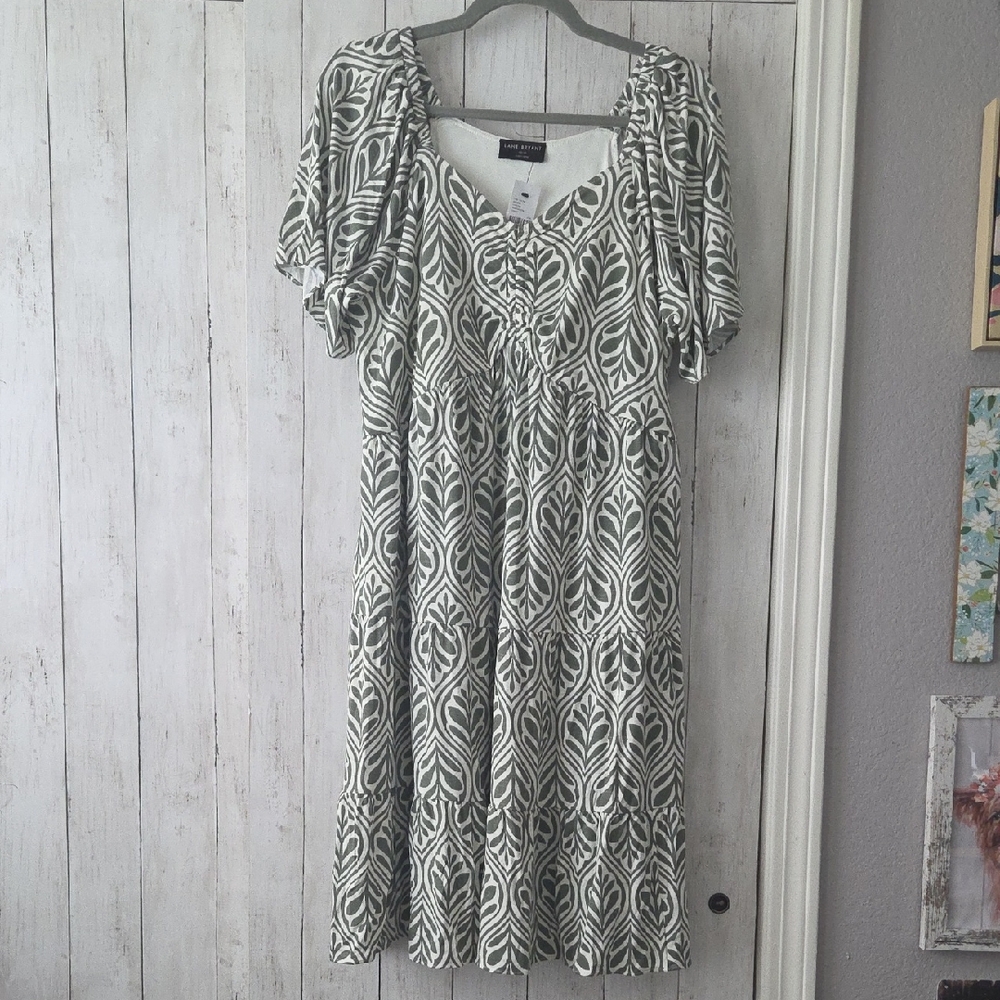 Lane Bryant Green And Ivory Leaf Pattern Midi Dress NWT